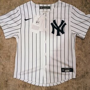 Nike NY Yankees Striped Jersey